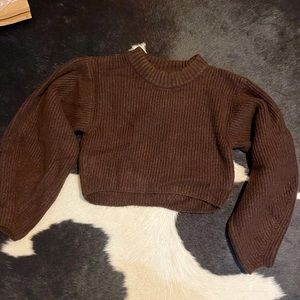 SOLD ON DEPOP | Chocolate brown cropped balloon-sleeved sweater